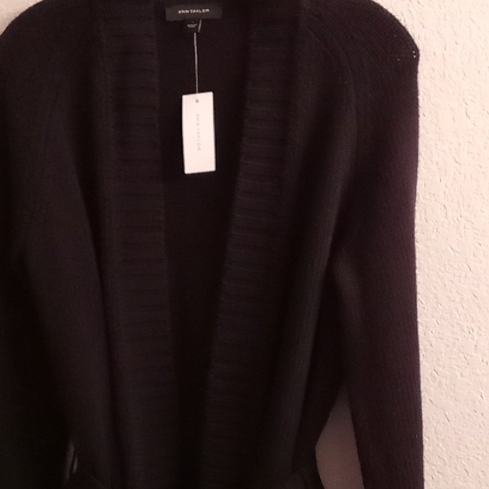 NEW ANN TAYLOR Winter Fall Office Career Minimalist Goth Size S Black Color B42 - Picture 7 of 12